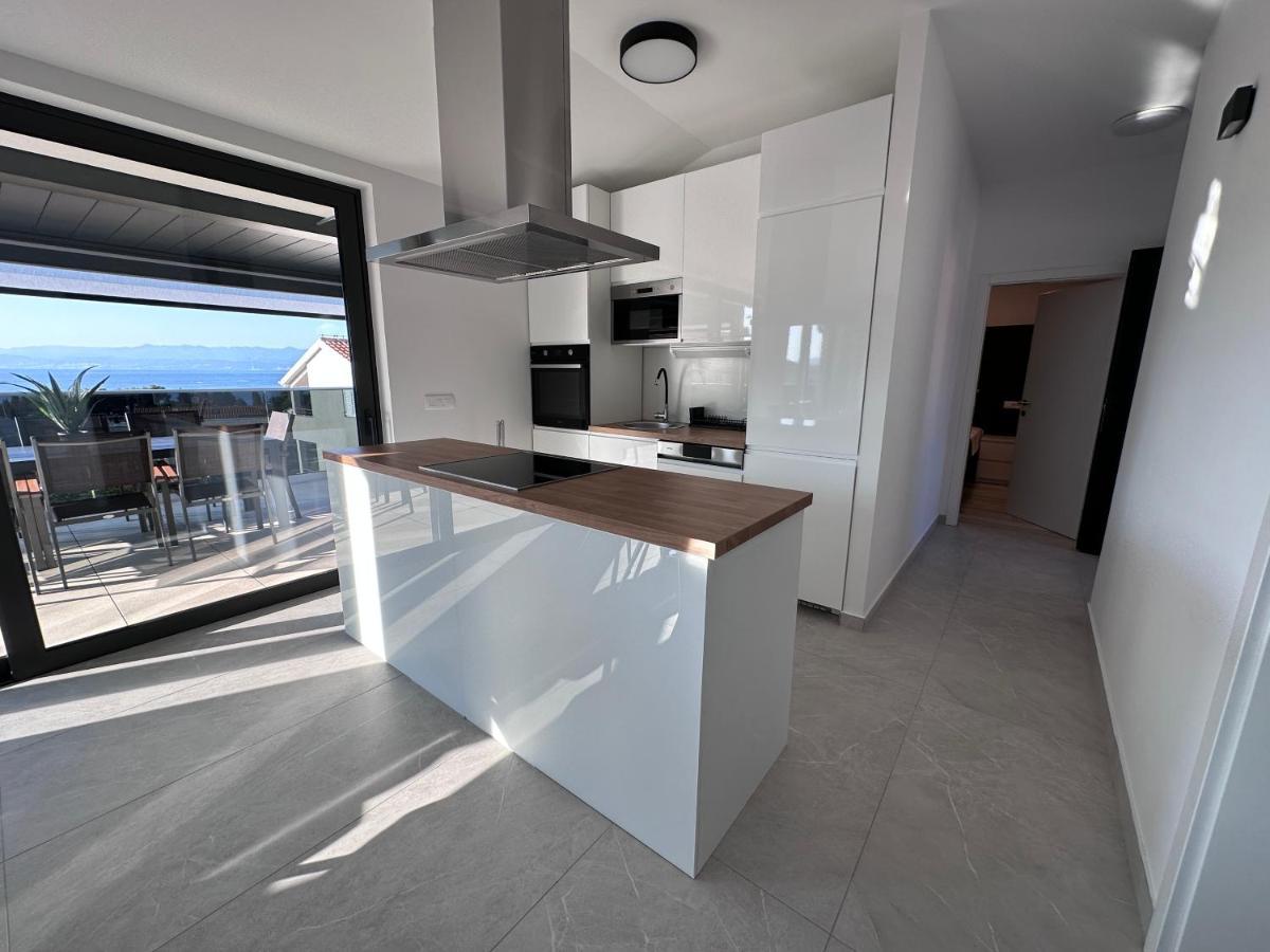 Luxury Apartments Marty Malinska Luaran gambar