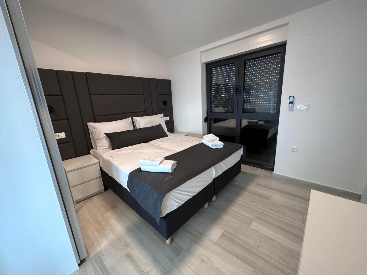 Luxury Apartments Marty Malinska Luaran gambar